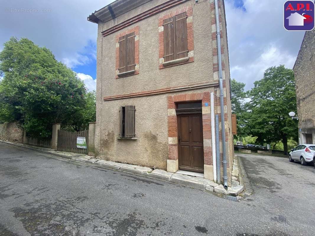 Maison à LEZAT-SUR-LEZE