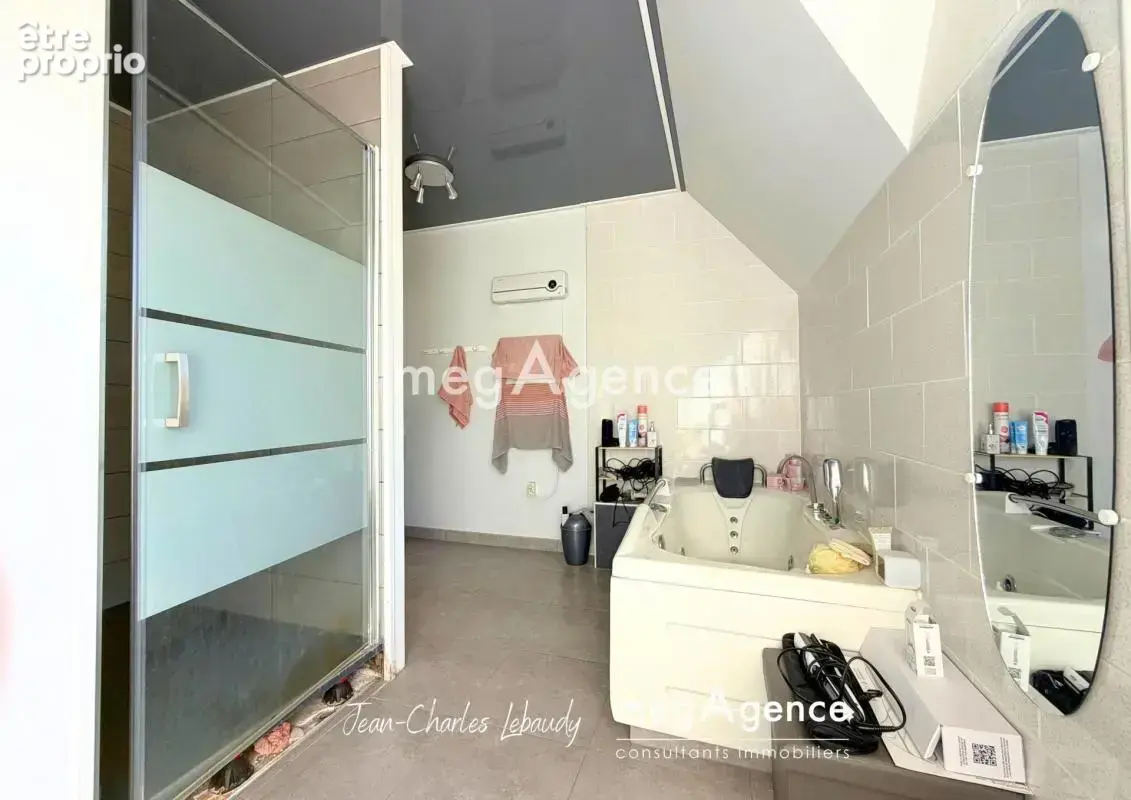 Maison 7 pièces - Bâtiment annexe - photo 10