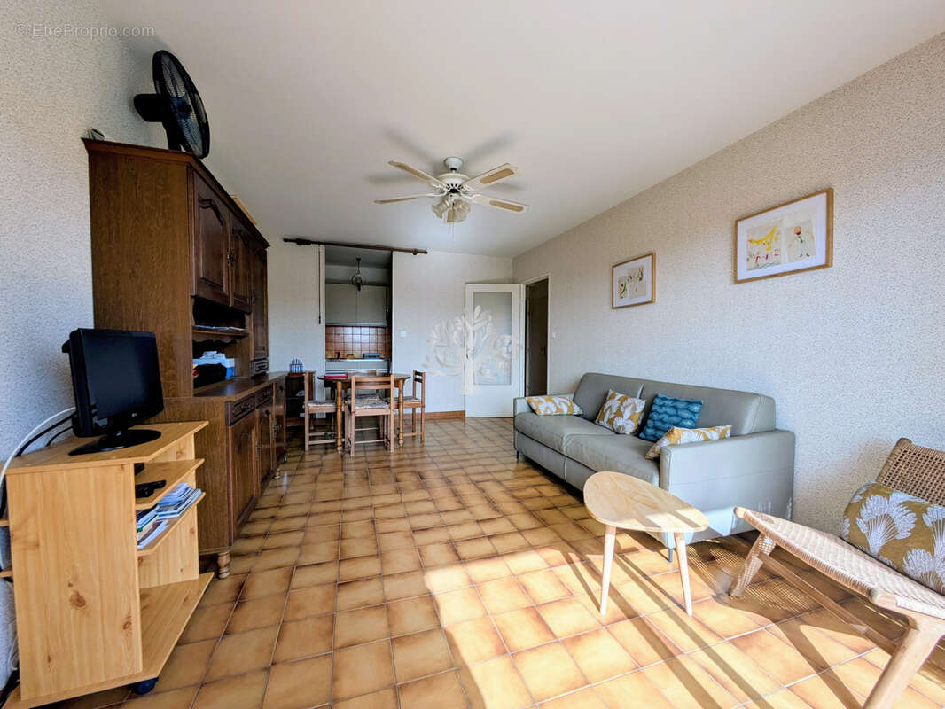 Appartement à SIX-FOURS-LES-PLAGES