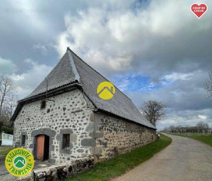 Maison à THERONDELS