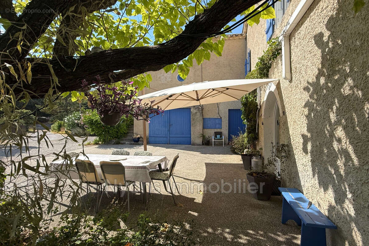 Maison 232 m² à Vinsobres  - photo 3