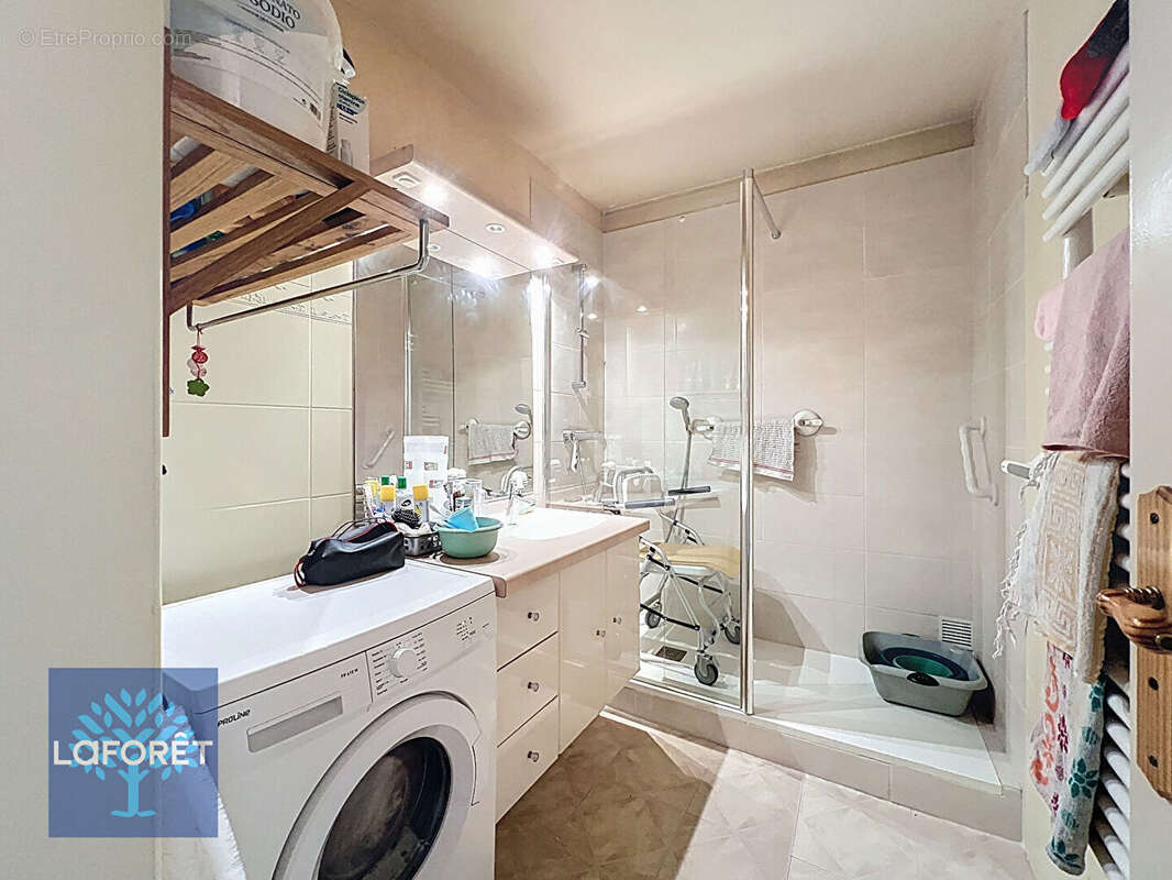 Appartement à MENNECY