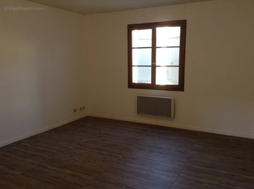 Appartement à FONTENAY-TRESIGNY