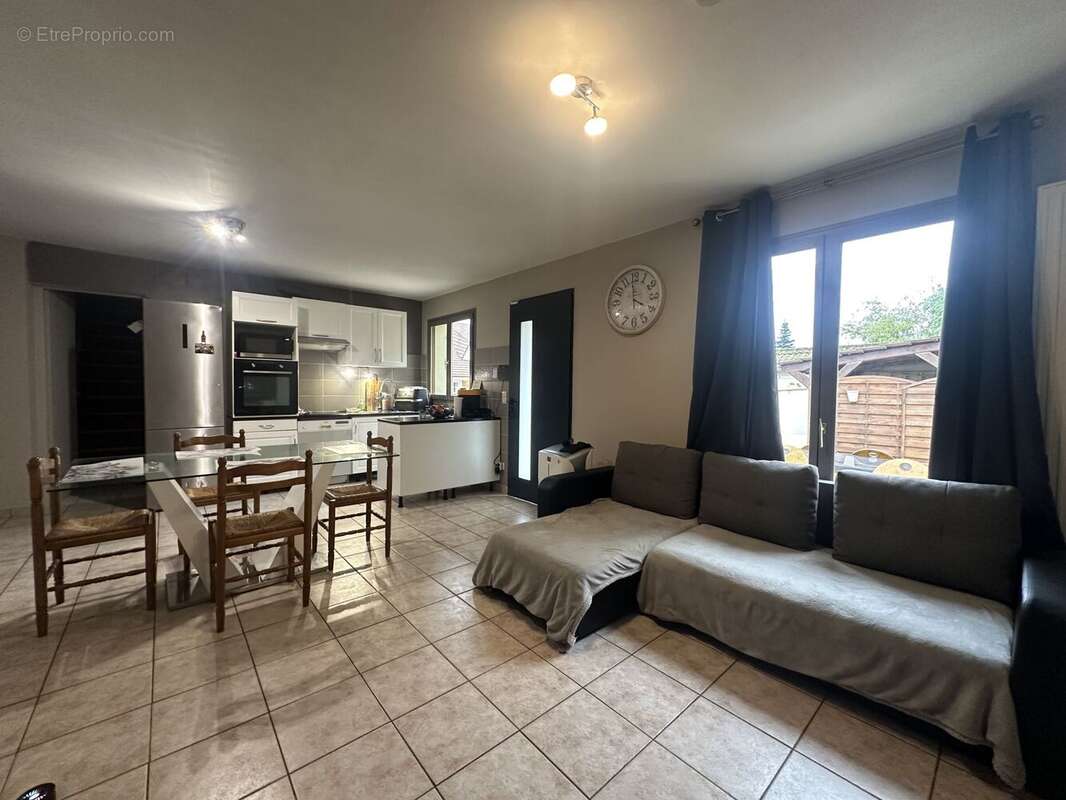 Maison à SAINT-FARGEAU-PONTHIERRY