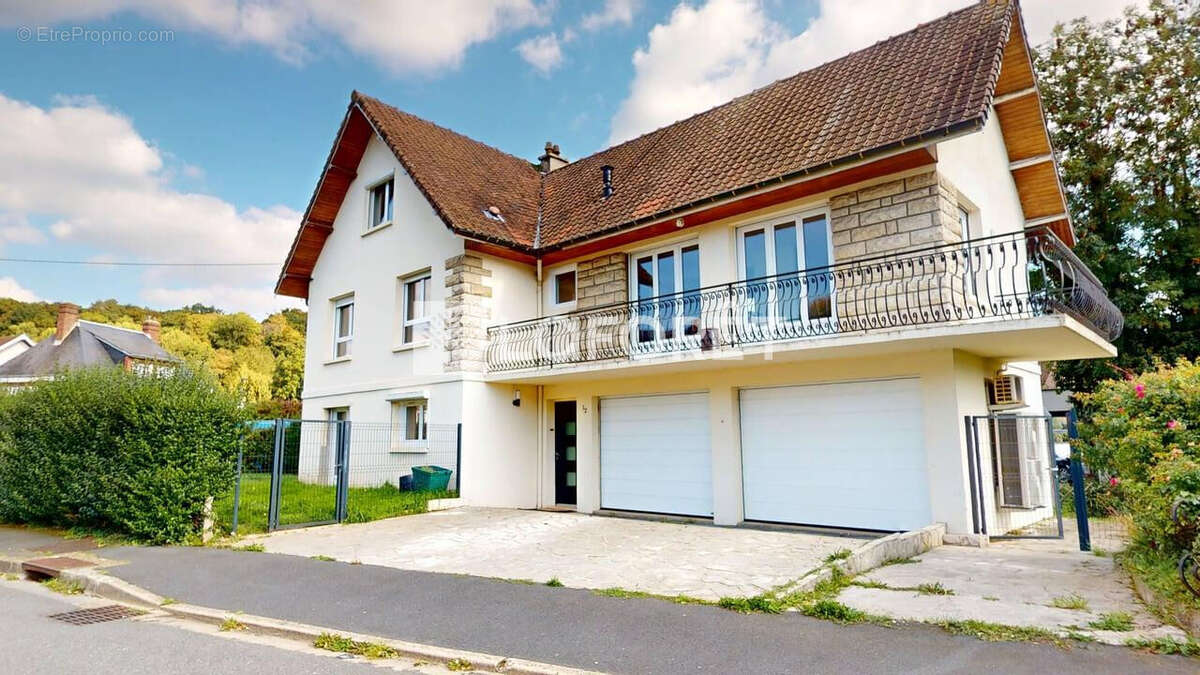 Maison à FONTAINE-LA-MALLET