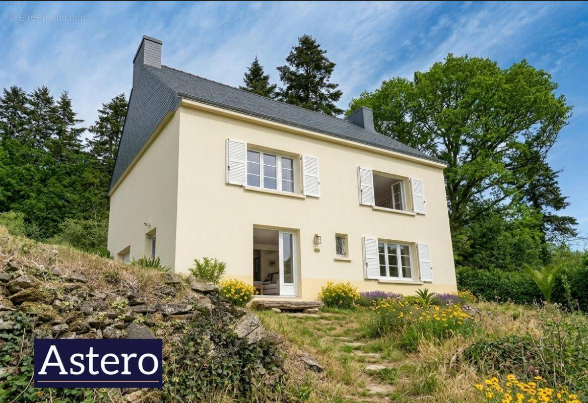 Maison à LANVAUDAN