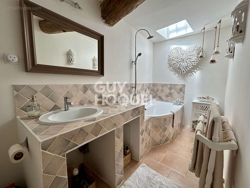 Charmante maison de village à Siran (Hérault) ? 169 000  FAI - photo 6