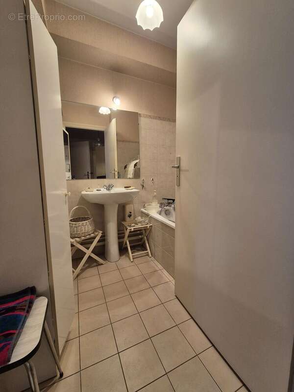 Photo 5 - Appartement à CALUIRE-ET-CUIRE