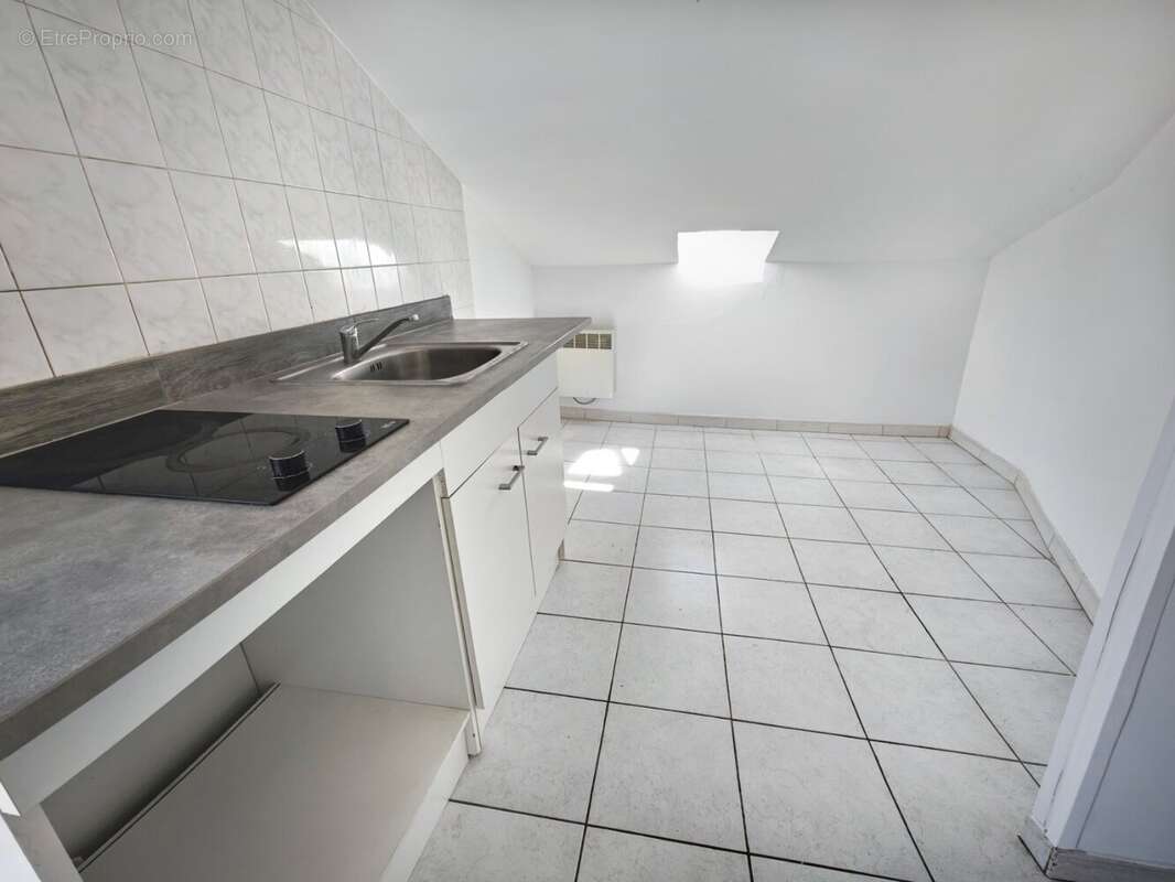 Charmant studio - en face de la gare - narbonne - photo 3