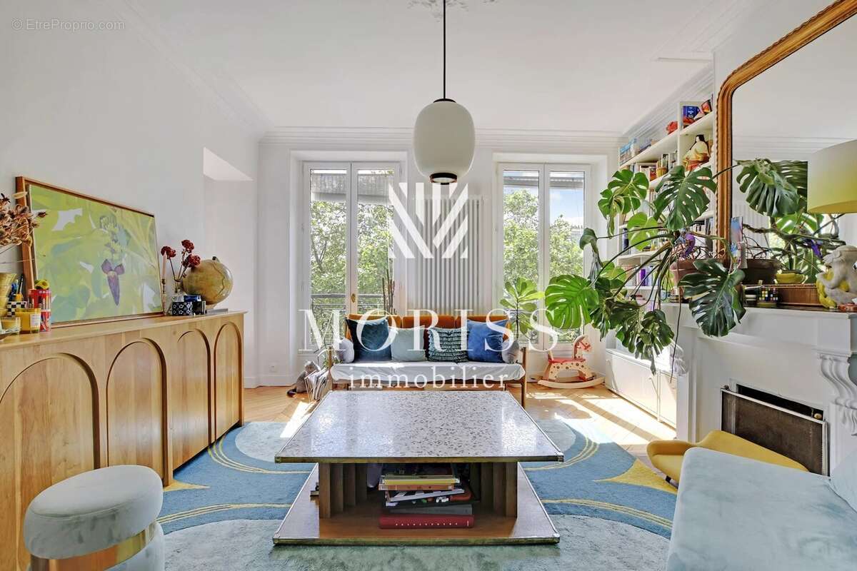 Appartement à PARIS-11E