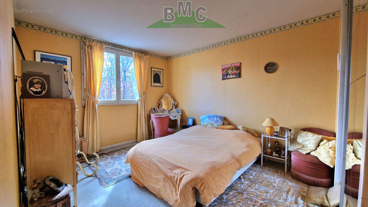 Maison à LE PLESSIS-BOUCHARD