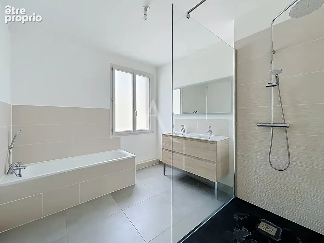 Maison Daon - 3 chambres - Cour - photo 2