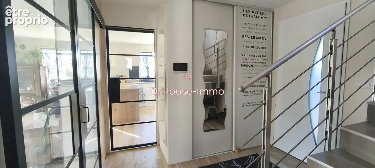 Maison 6 pièces 120 m² à vendre à La Roque-D'antheron (13640) - photo 3