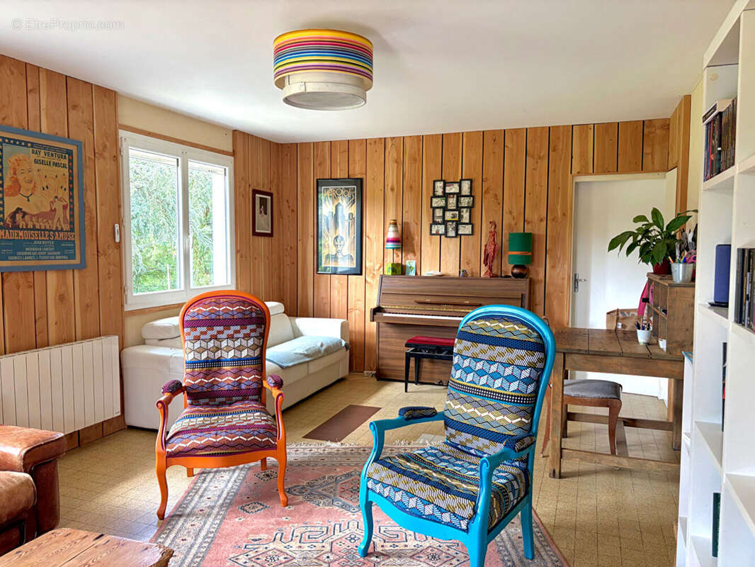 Maison à LAMOTHE-MONTRAVEL