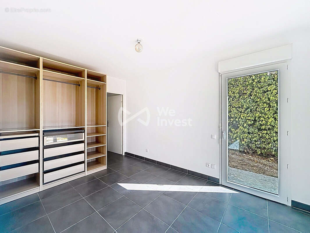 Maison 84 m² à Saint-Clement-De-Riviere  - photo 4