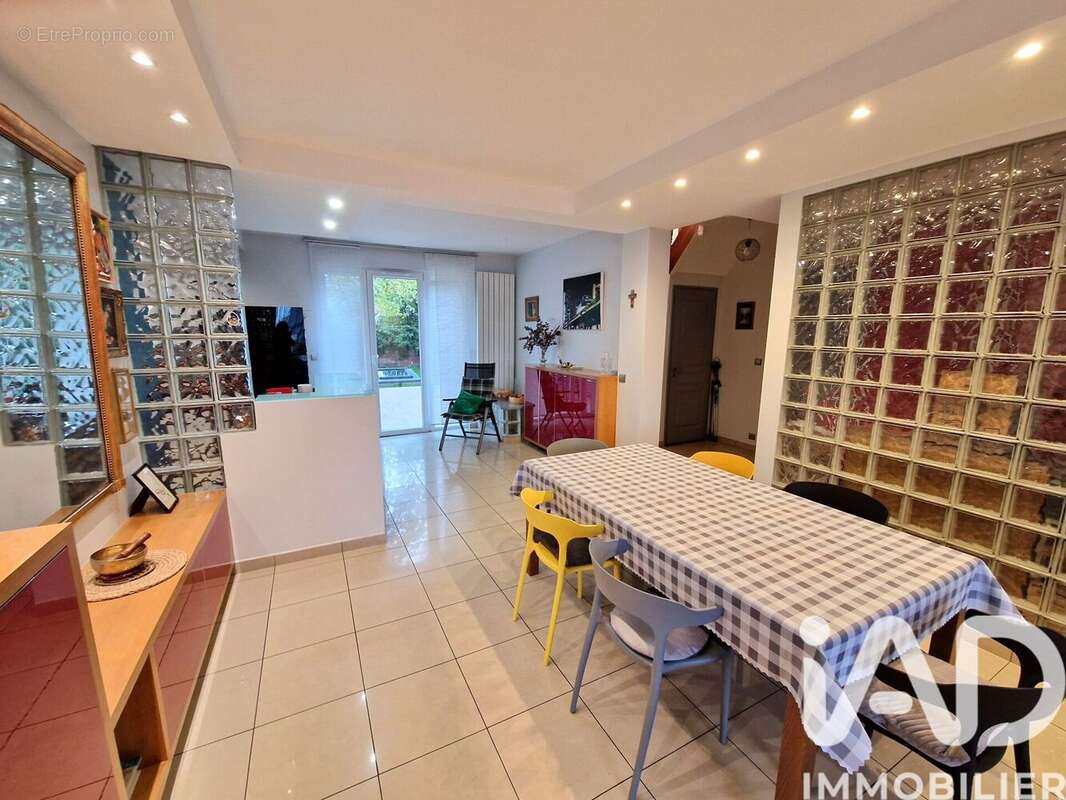 Photo 5 - Maison à ORMESSON-SUR-MARNE