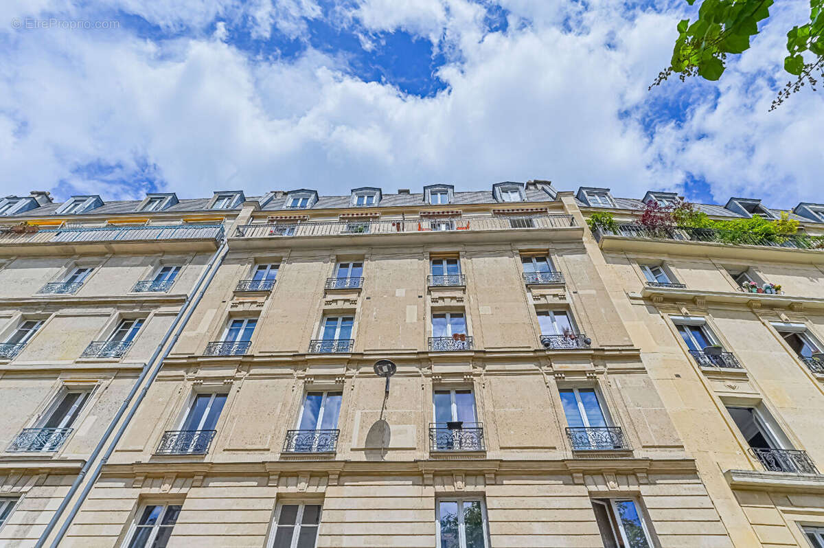 Appartement à PARIS-18E