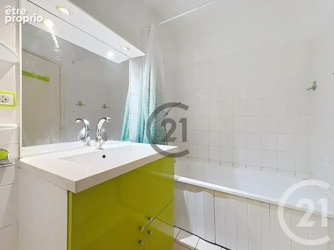 Appartement 3 pièces 63 m² à vendre à Brie-Comte-Robert (77170) - photo 6
