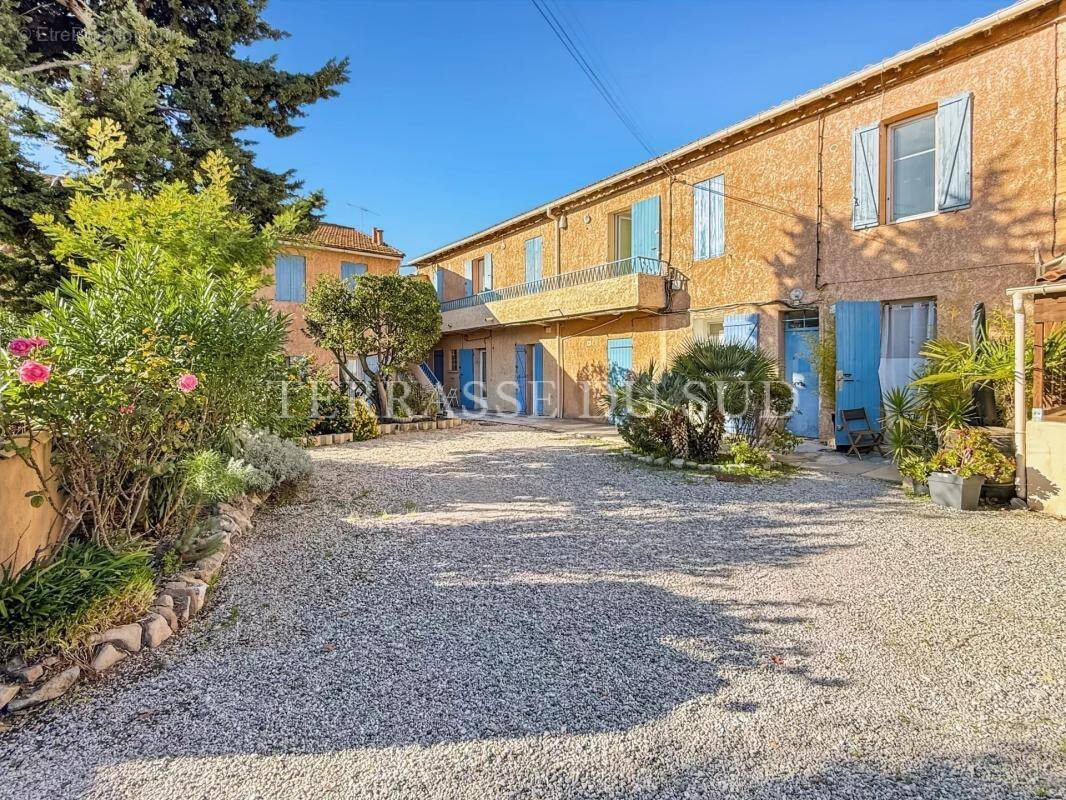 Appartement à MARSEILLE-12E