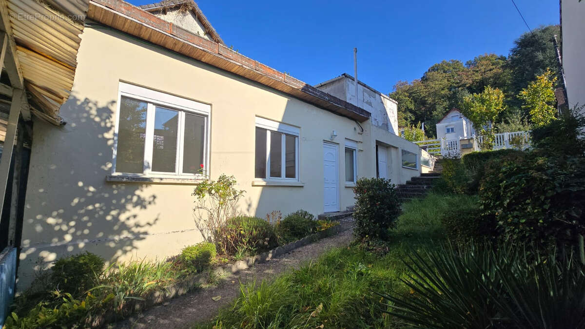 Maison à BURES-SUR-YVETTE