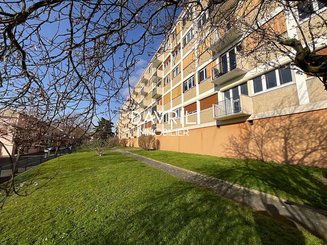 Appartement à CONFLANS-SAINTE-HONORINE