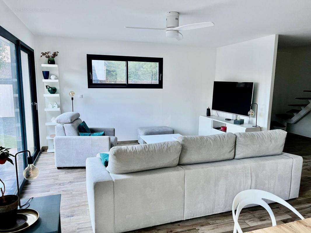 Maison à LARMOR-BADEN