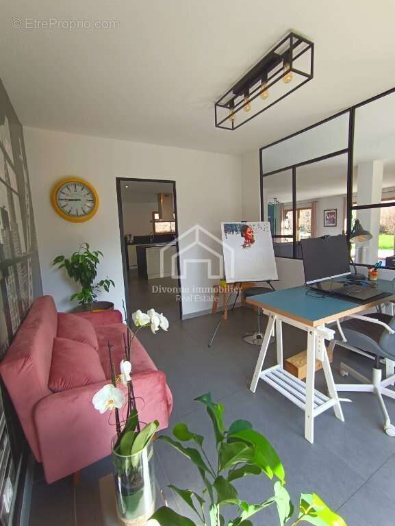 Maison à DIVONNE-LES-BAINS