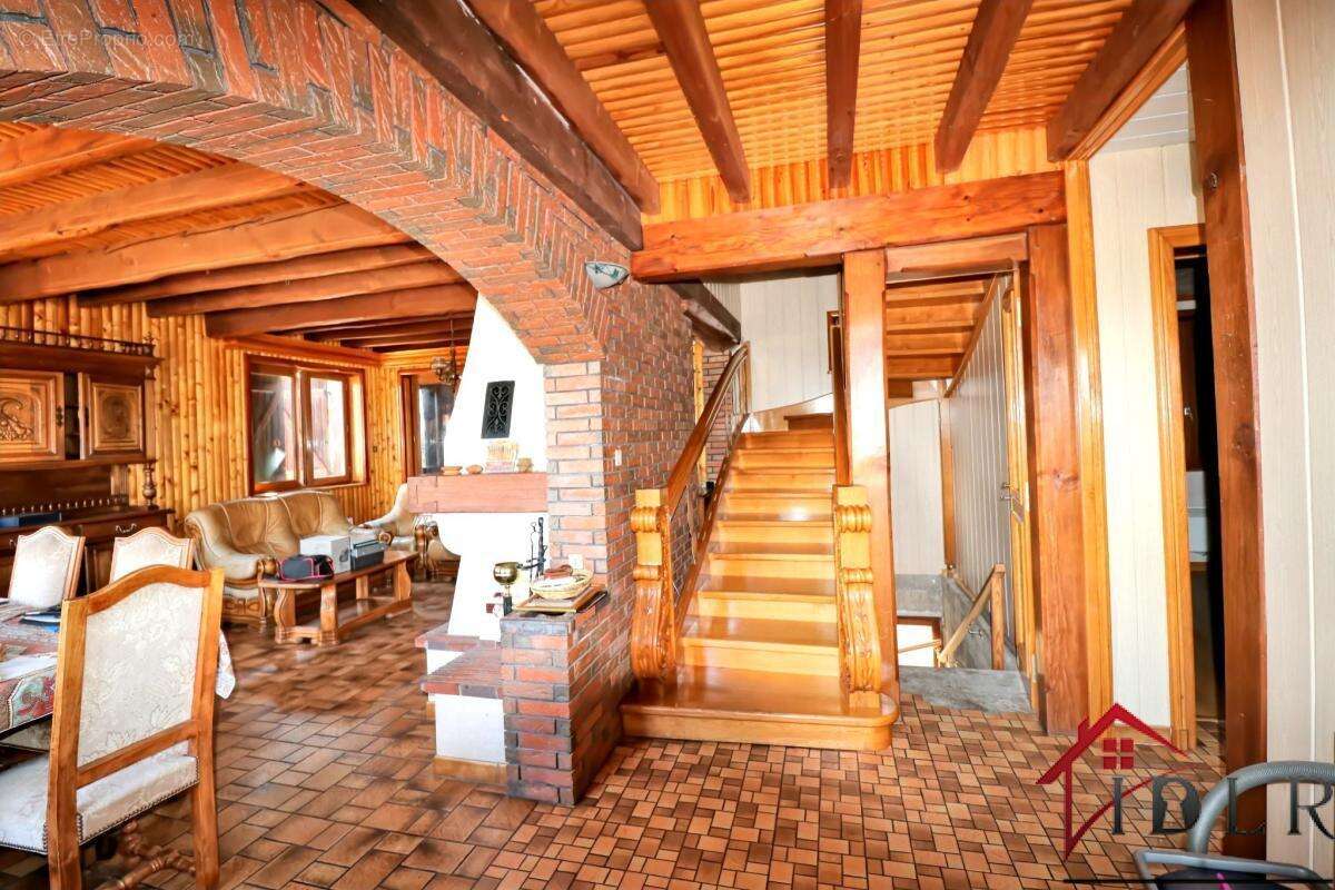 Maison à BROUVELIEURES