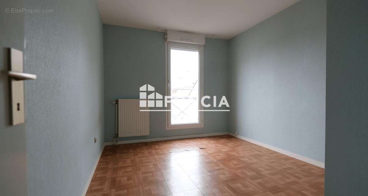 Appartement à MELUN