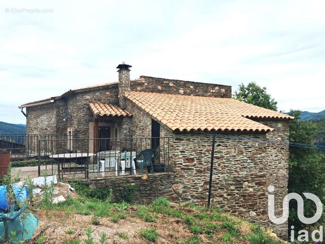 Photo 2 - Maison à SAINT-HILAIRE-DE-LAVIT