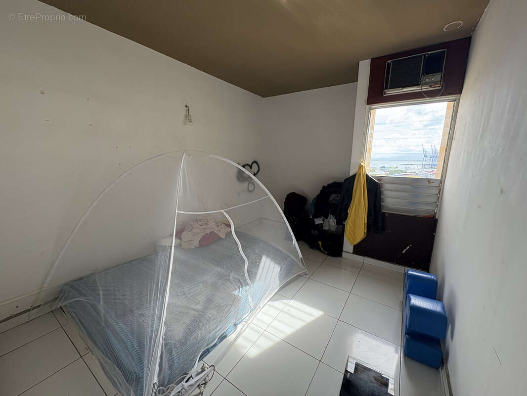 Appartement à POINTE-A-PITRE