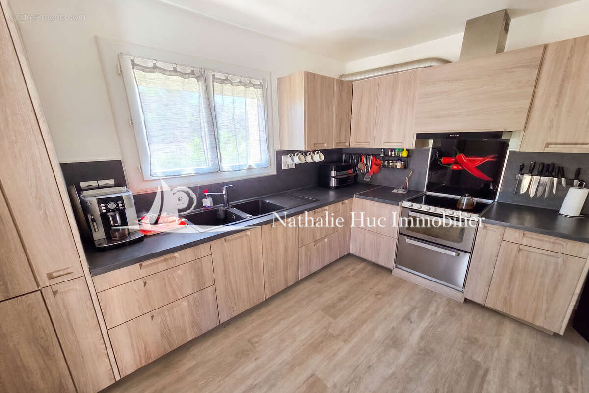 Maison 130 m² à Saint-Nazaire  - photo 6