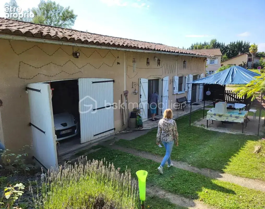 Maison à BETOUS