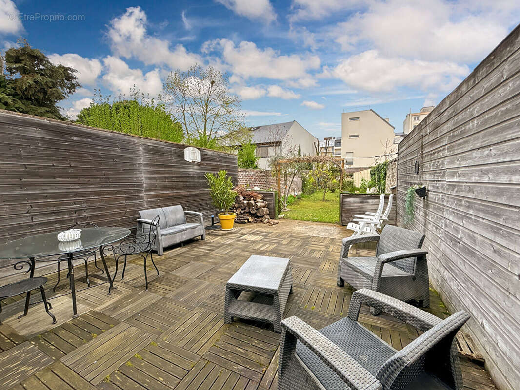 Maison à MANTES-LA-JOLIE