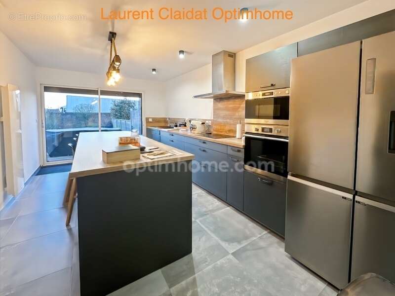 Maison à SAINT-QUENTIN