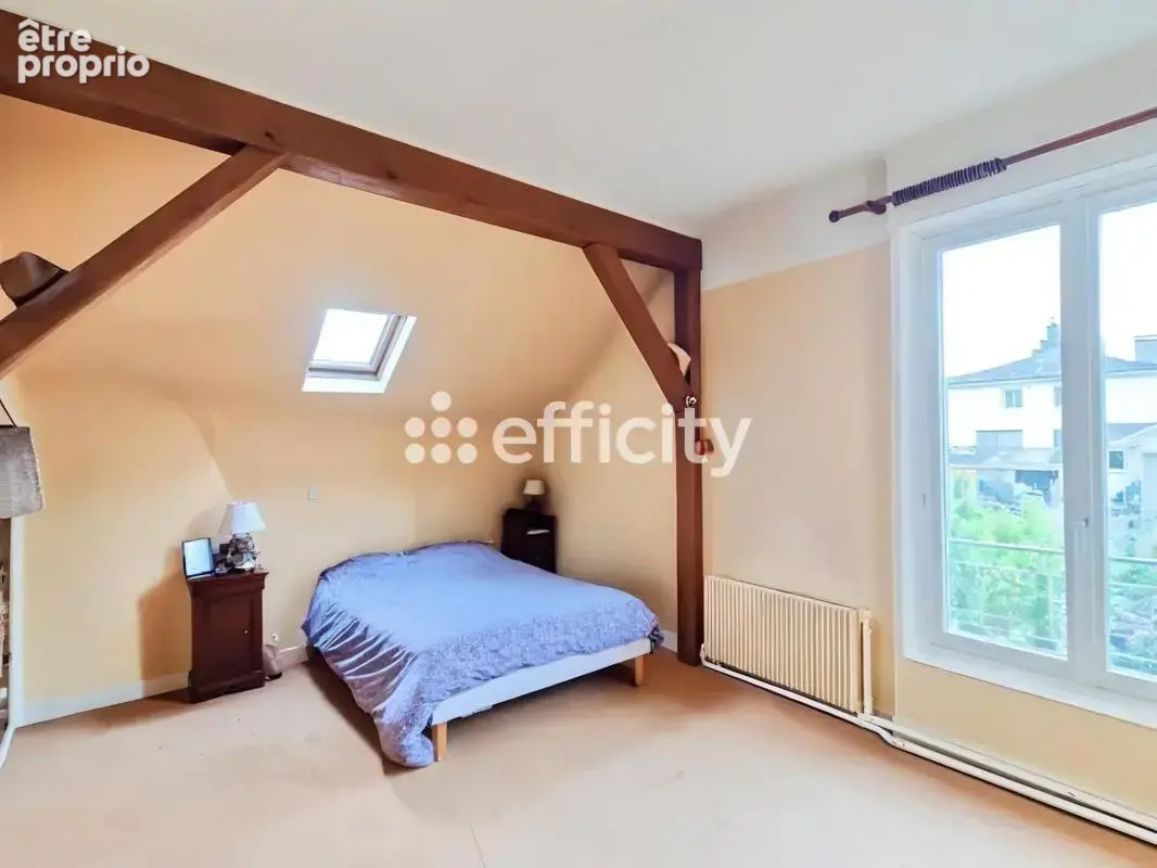 Maison 8 pièces 190 m² à vendre à La Celle-Saint-Cloud (78170) - photo 15