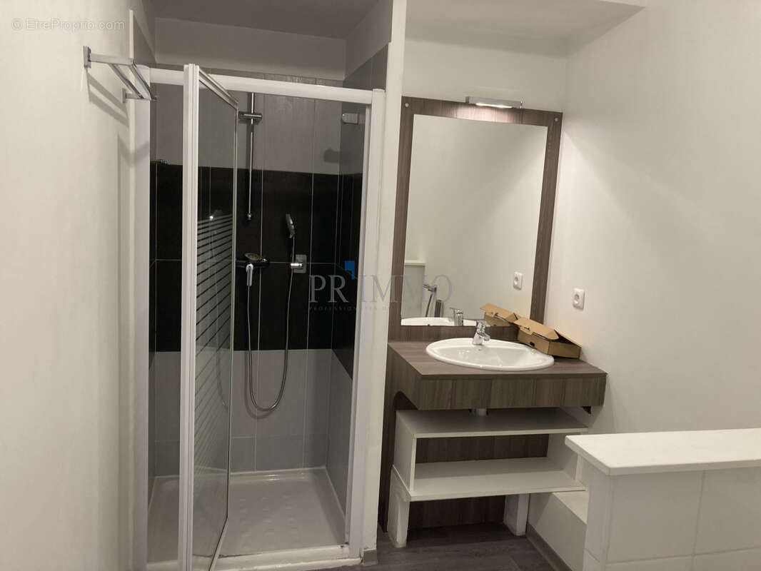 Appartement à PUGET-SUR-ARGENS