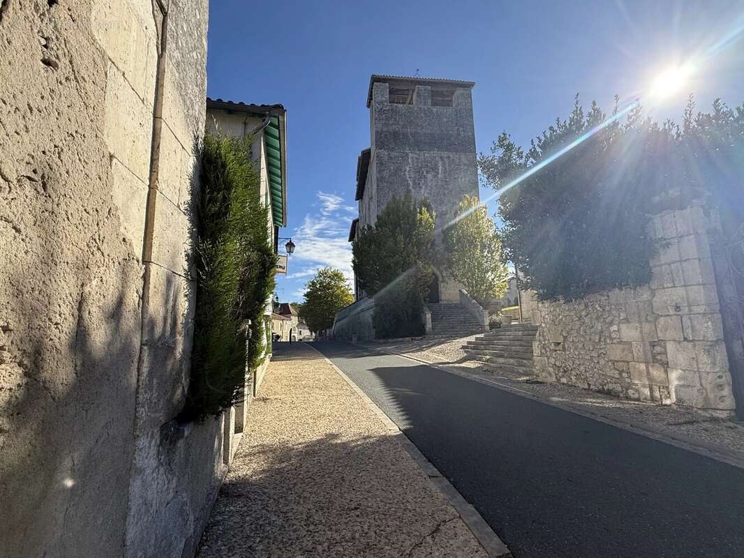 Maison à TOCANE-SAINT-APRE