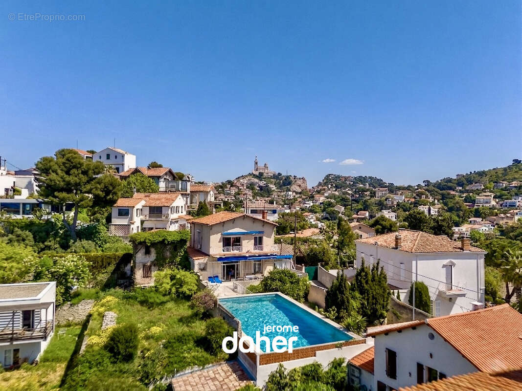 Maison à MARSEILLE-7E
