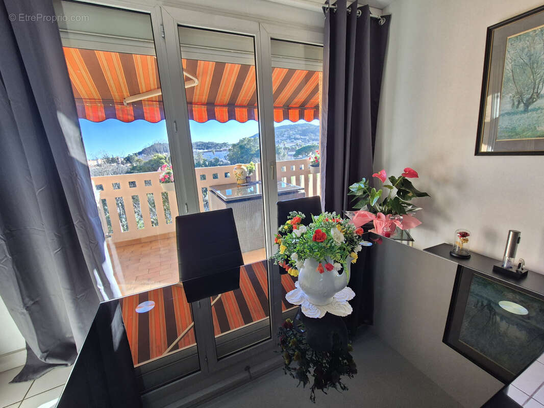 Appartement à HYERES