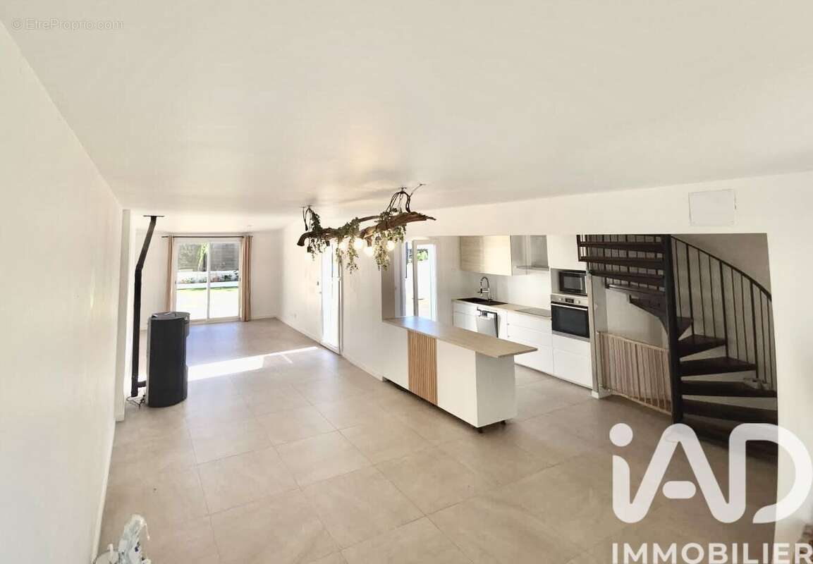 Photo 9 - Maison à MARSEILLE-14E