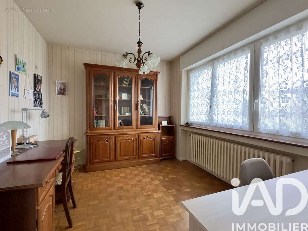 Maison 150 m² à Pouilly  - photo 9