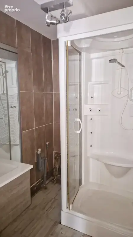 Très bel appartement F3 - Ascenseur - Coeur de ville historique - photo 13