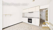 Appartement à GARONS