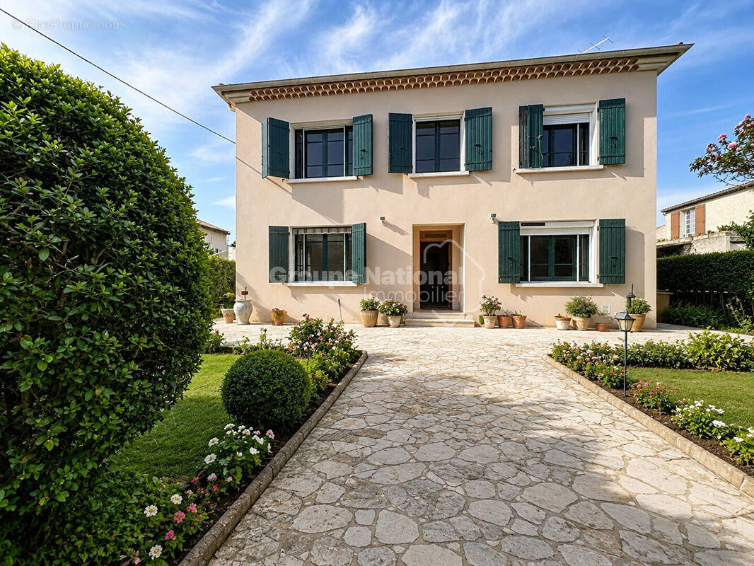 Maison à ORANGE