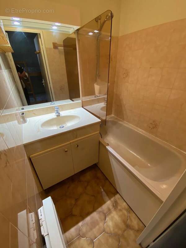 Appartement à LA LONDE-LES-MAURES