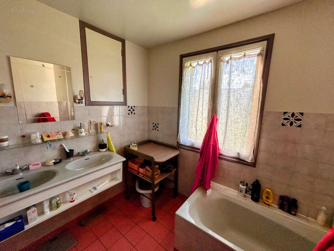 Maison à MESTES