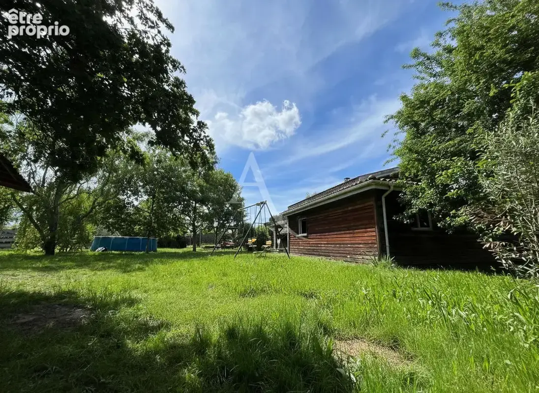 Grande maison familiale de 185m² avec studio indépendant sur plus de 2300m² de terrain ! - photo 16
