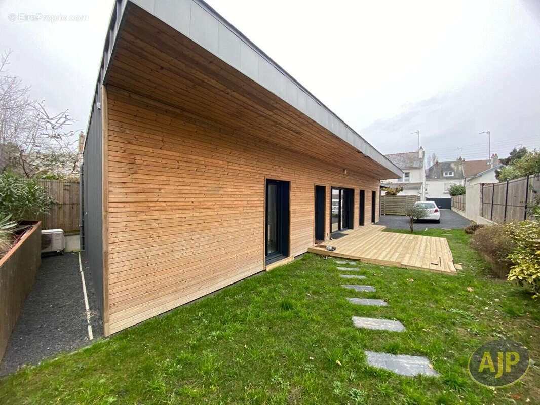 Maison à NANTES