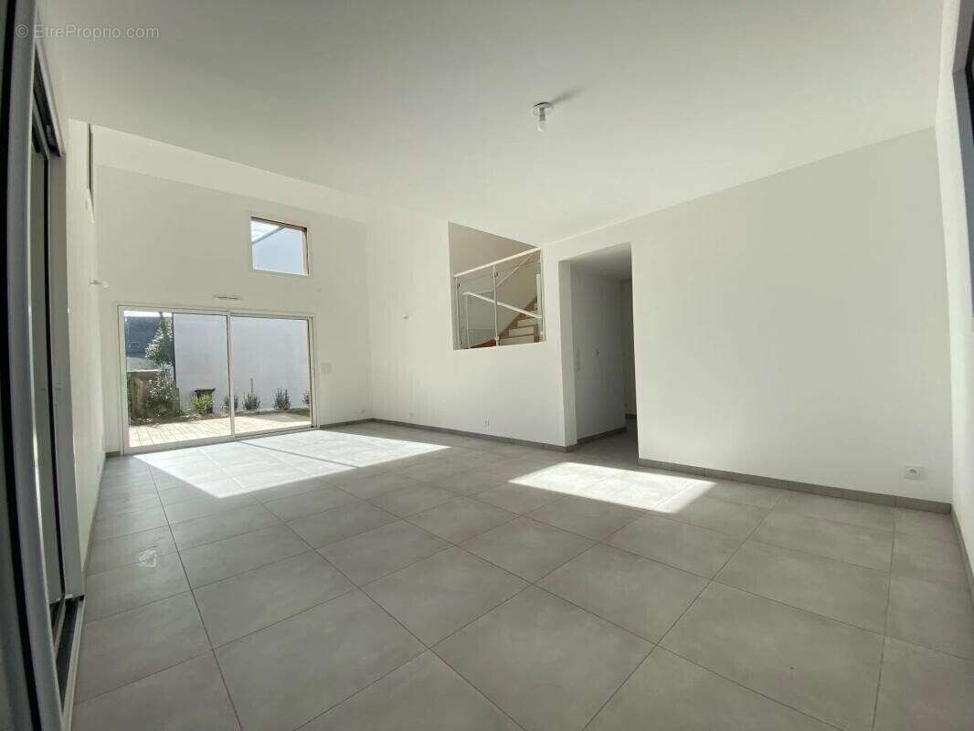 Maison à LARMOR-BADEN